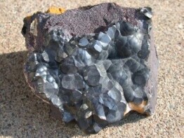 سنگ آهن هماتیت (Hematite)